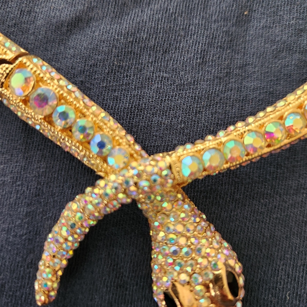 Necklace - Picture 2 of 2